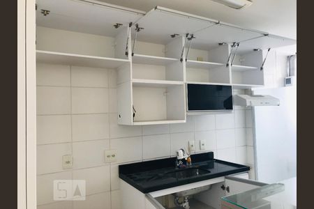 Apartamento à venda com 49m², 2 quartos e 1 vaga Apartamento à venda com 49m², 2 quartos e 1 vagaCozinha - Armários