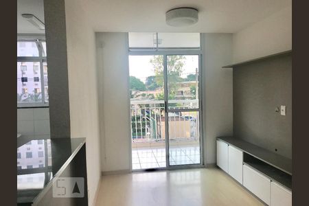 Sala de apartamento à venda com 2 quartos, 49m² em Anil, Rio de Janeiro