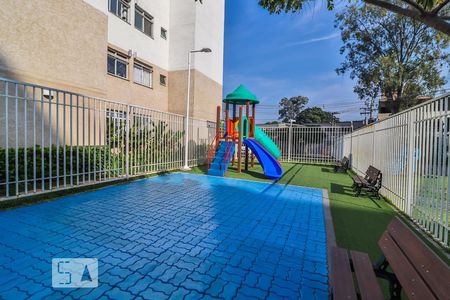 Apartamento à venda com 49m², 2 quartos e 1 vaga Apartamento à venda com 49m², 2 quartos e 1 vagaÁrea Comum - Playground