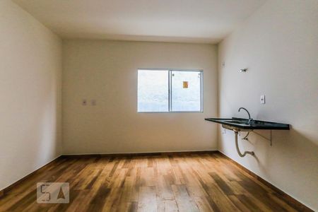Sala e Cozinha de apartamento para alugar com 1 quarto, 28m² em Vila Nair, São Paulo