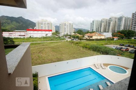 Apartamento à venda com 74m², 2 quartos e 1 vaga Apartamento à venda com 74m², 2 quartos e 1 vagaVista da Área de Serviço