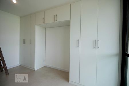 Apartamento à venda com 74m², 2 quartos e 1 vaga Apartamento à venda com 74m², 2 quartos e 1 vagaSuíte