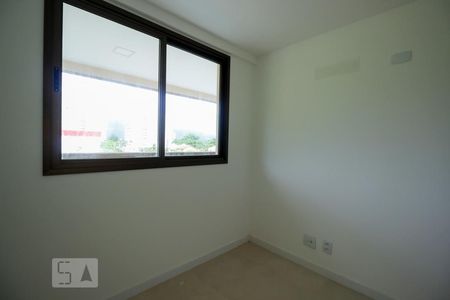 Quarto de apartamento à venda com 2 quartos, 74m² em Recreio dos Bandeirantes, Rio de Janeiro