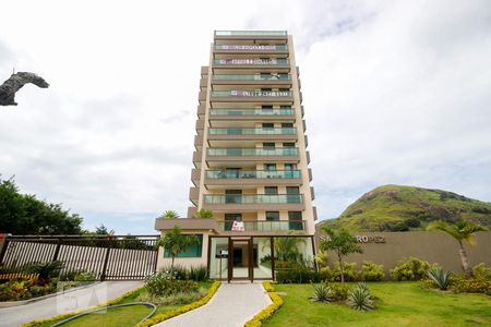 Apartamento à venda com 74m², 2 quartos e 1 vaga Apartamento à venda com 74m², 2 quartos e 1 vagaFachada