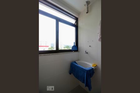 Apartamento à venda com 74m², 2 quartos e 1 vaga Apartamento à venda com 74m², 2 quartos e 1 vagaÁrea de Serviço