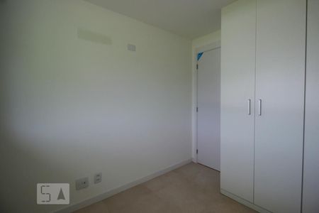 Quarto de apartamento à venda com 2 quartos, 74m² em Recreio dos Bandeirantes, Rio de Janeiro