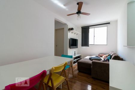 Sala de apartamento para alugar com 2 quartos, 48m² em Vila Rio, Guarulhos