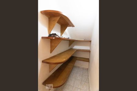 Dispensa  de casa à venda com 3 quartos, 140m² em Vila Floresta, Santo André