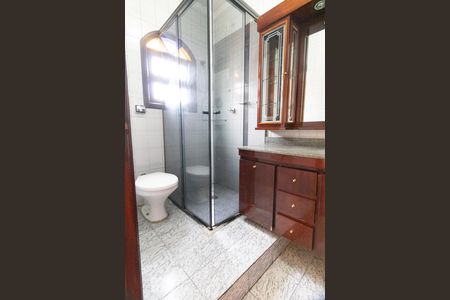 Casa à venda com 140m², 3 quartos e 3 vagas Casa à venda com 140m², 3 quartos e 3 vagasBanheiro da Suite