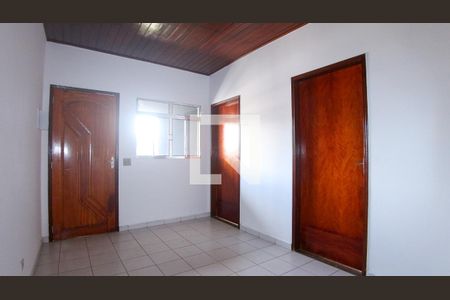 Sala de casa para alugar com 2 quartos, 70m² em Vila Bancária, São Paulo