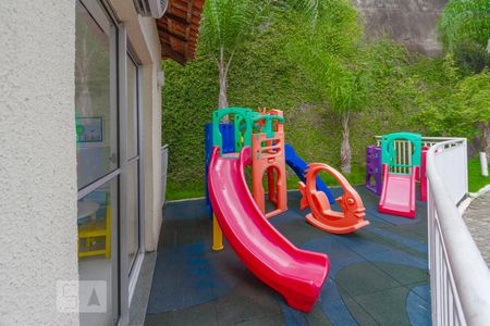 Apartamento à venda com 56m², 2 quartos e sem vagaÁrea Comum - Playground 1