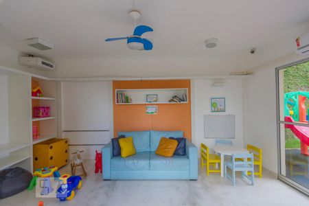 Apartamento à venda com 56m², 2 quartos e sem vagaÁrea Comum - Espaço Kids