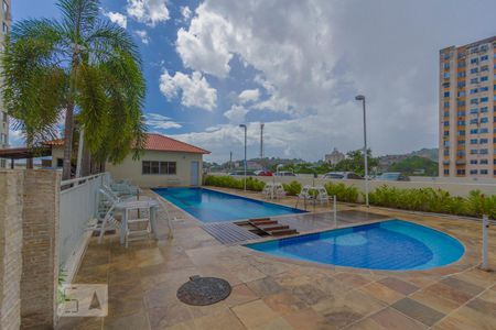Apartamento à venda com 56m², 2 quartos e sem vagaÁrea Comum - Piscina