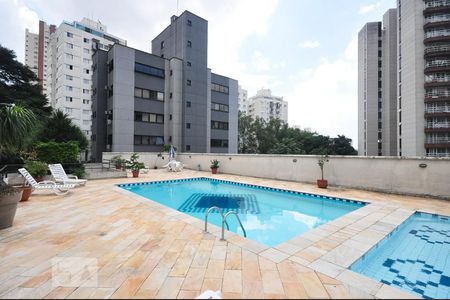 Apartamento à venda com 92m², 3 quartos e 1 vagaPiscina