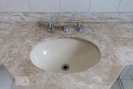 Apartamento à venda com 92m², 3 quartos e 1 vagaBanheiro da Suíte