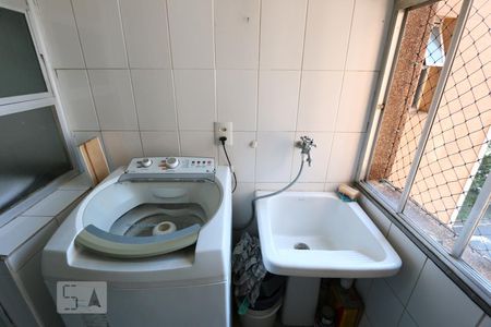 Apartamento à venda com 70m², 2 quartos e 2 vagasarea de serviço