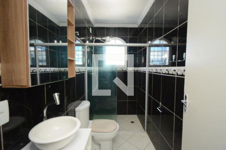 Banheiro de casa para alugar com 3 quartos, 100m² em Jardim Palmares (zona Sul), São Paulo