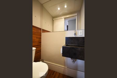 Lavabo de apartamento à venda com 2 quartos, 103m² em Jardim Monte Kemel, São Paulo