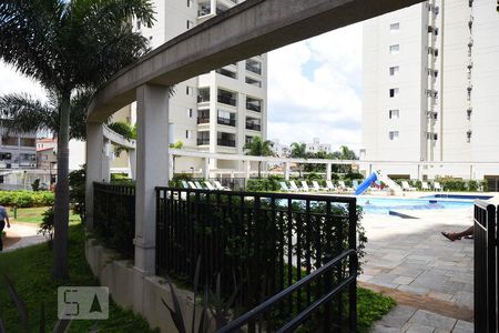 Apartamento à venda com 103m², 2 quartos e 2 vagasPiscina 1
