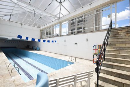 Apartamento à venda com 103m², 2 quartos e 2 vagasPiscina 2