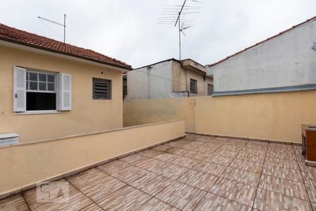 Casa à venda com 100m², 4 quartos e 2 vagaserraço