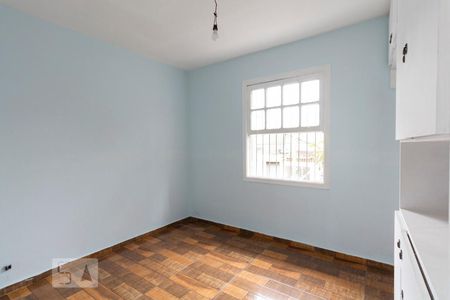 Casa à venda com 100m², 4 quartos e 2 vagasQuarto 1