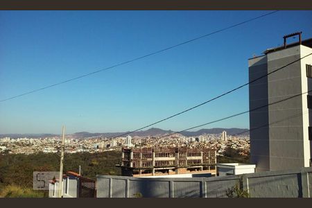 Apartamento para alugar com 60m², 2 quartos e 1 vaga