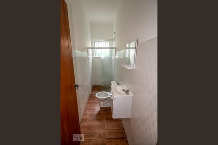 Banheiro de casa à venda com 2 quartos, 60m² em Irajá, Rio de Janeiro