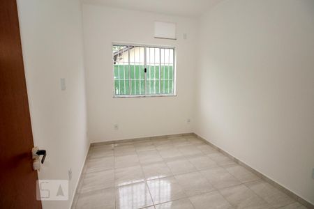 Quarto 2 de casa à venda com 2 quartos, 60m² em Irajá, Rio de Janeiro