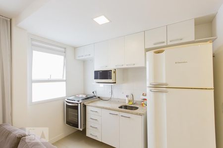 Sala/Cozinha de kitnet/studio à venda com 1 quarto, 20m² em Jacarepaguá, Rio de Janeiro