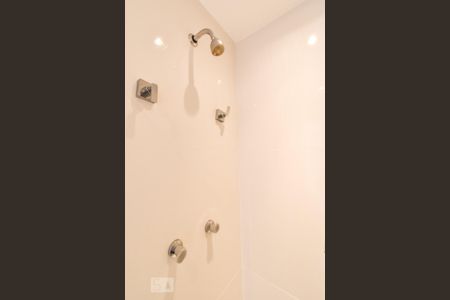 Banheiro de apartamento para alugar com 1 quarto, 35m² em Sumarezinho, São Paulo