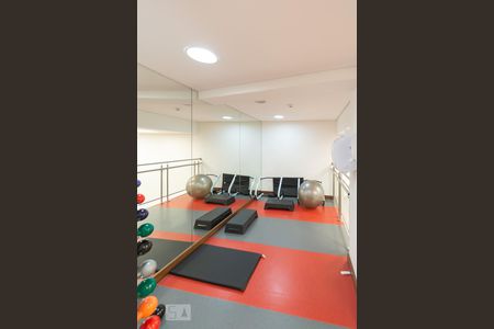 Apartamento à venda com 65m², 2 quartos e 1 vaga Apartamento à venda com 65m², 2 quartos e 1 vagaAcademia