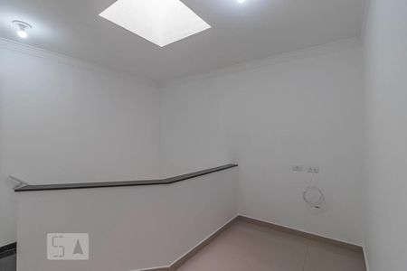 Casa à venda com 98m², 2 quartos e 2 vagasHall