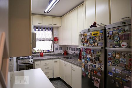 Apartamento à venda com 104m², 3 quartos e 2 vagasCozinha