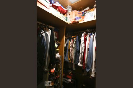 Apartamento à venda com 104m², 3 quartos e 2 vagasCloset da suíte