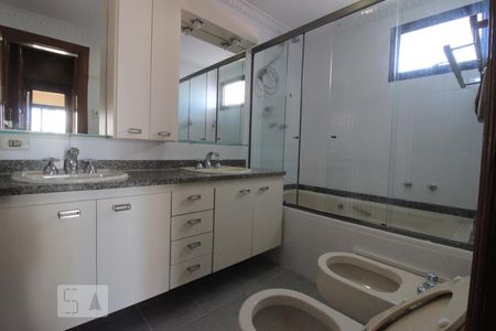 Apartamento para alugar com 181m², 4 quartos e 3 vagasSuíte Quarto 1