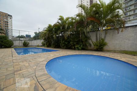 Apartamento para alugar com 64m², 3 quartos e 1 vagaÁrea Comum - Piscina