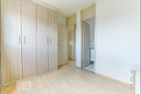 Quarto 1 Suíte de apartamento para alugar com 3 quartos, 64m² em Parque Novo Mundo, São Paulo