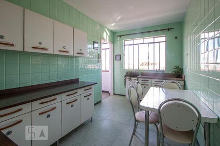 Apartamento para alugar com 125m², 3 quartos e 1 vagaCozinha