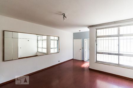 Apartamento à venda com 105m², 3 quartos e sem vagaSala