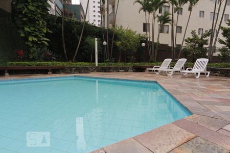 Apartamento à venda com 156m², 4 quartos e 2 vagasÁrea comum - Piscina