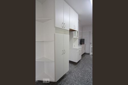 Apartamento à venda com 156m², 4 quartos e 2 vagasCozinha