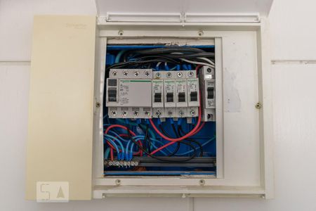 Apartamento à venda com 55m², 2 quartos e sem vaga Apartamento à venda com 55m², 2 quartos e sem vagaCozinha - Quadro de luz