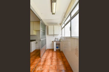 Apartamento à venda com 150m², 3 quartos e 1 vagaÁrea de Serviço