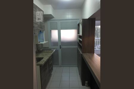 Apartamento para alugar com 61m², 2 quartos e 2 vagasCozinha