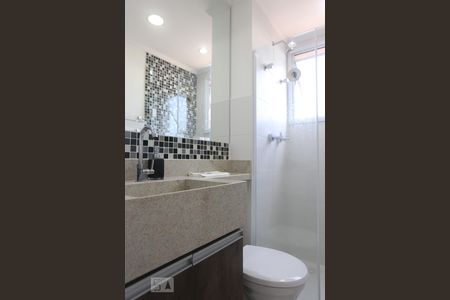 Banheiro de apartamento à venda com 2 quartos, 50m² em Jardim Roberto, Osasco