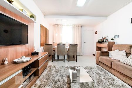 Sala de casa à venda com 3 quartos, 200m² em Vila Gustavo, São Paulo