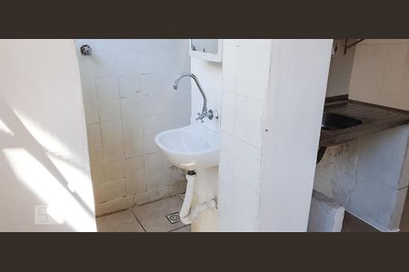 Studio para alugar com 27m², 1 quarto e sem vagaBanheiro