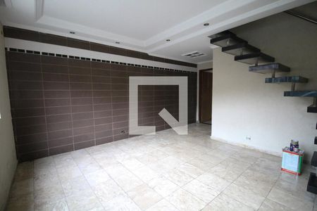Sala de casa para alugar com 2 quartos, 88m² em Vila Iório, São Paulo