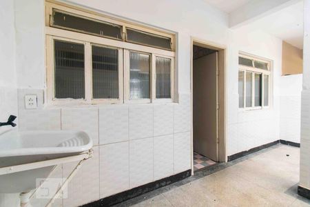 Casa para alugar com 80m², 2 quartos e 1 vaga Casa para alugar com 80m², 2 quartos e 1 vagaÁrea de Serviço